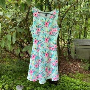 Divided summer dress size 4